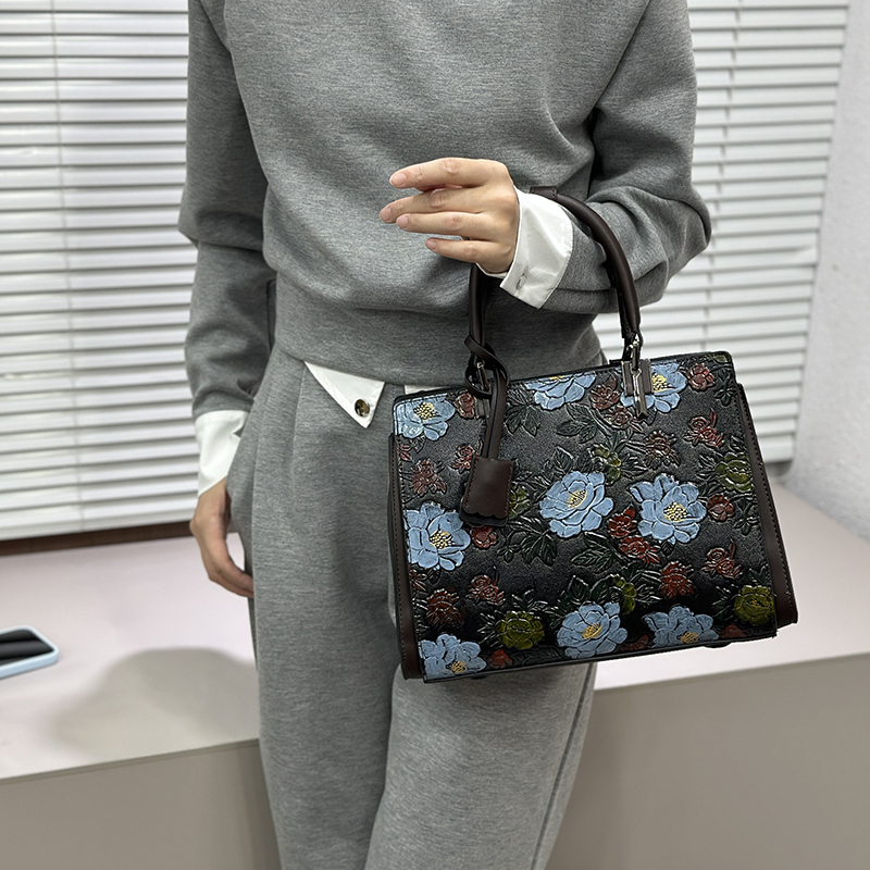 Quiet Luxury Bags Tote - ヴィンテージ3Dエンボス加工花柄トートバッグ高級静音PUサッチェルレトロ彫刻フラワー トップハンドルショルダーバッグ女性用