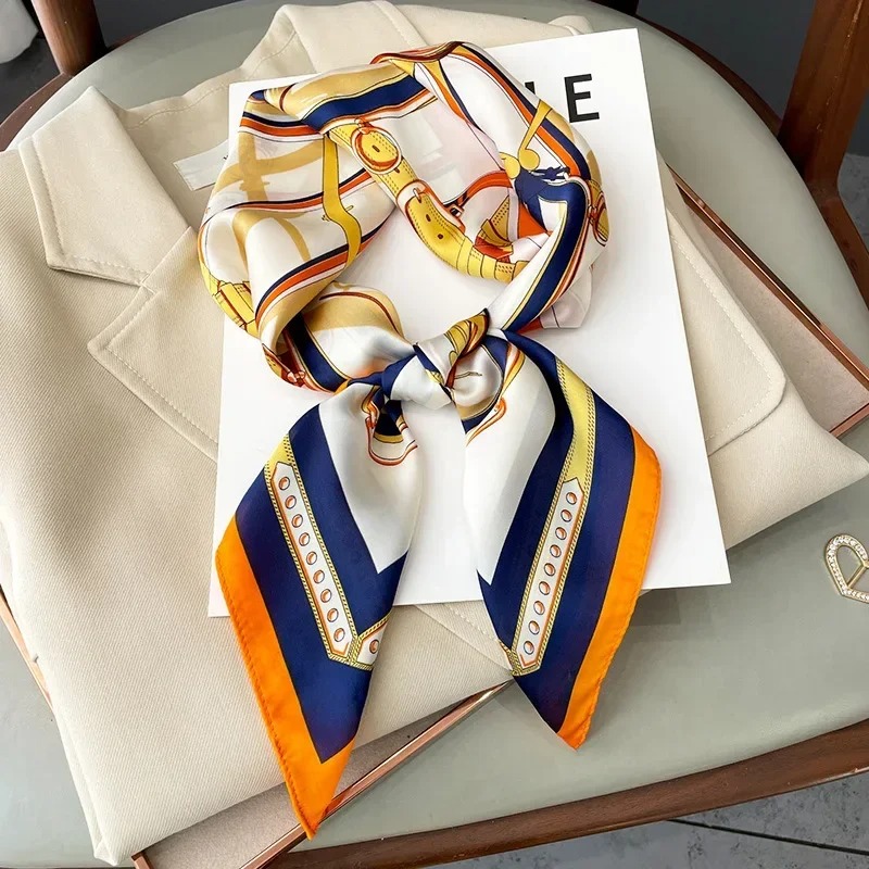 Luxury Bags Brand - 高級デザインスキニーシルクスクエアスカーフ女性チェーンプリントスカーフネッカチーフレディソフトサテンヘアバンドヘッドヒジャブバッグリボンギフト